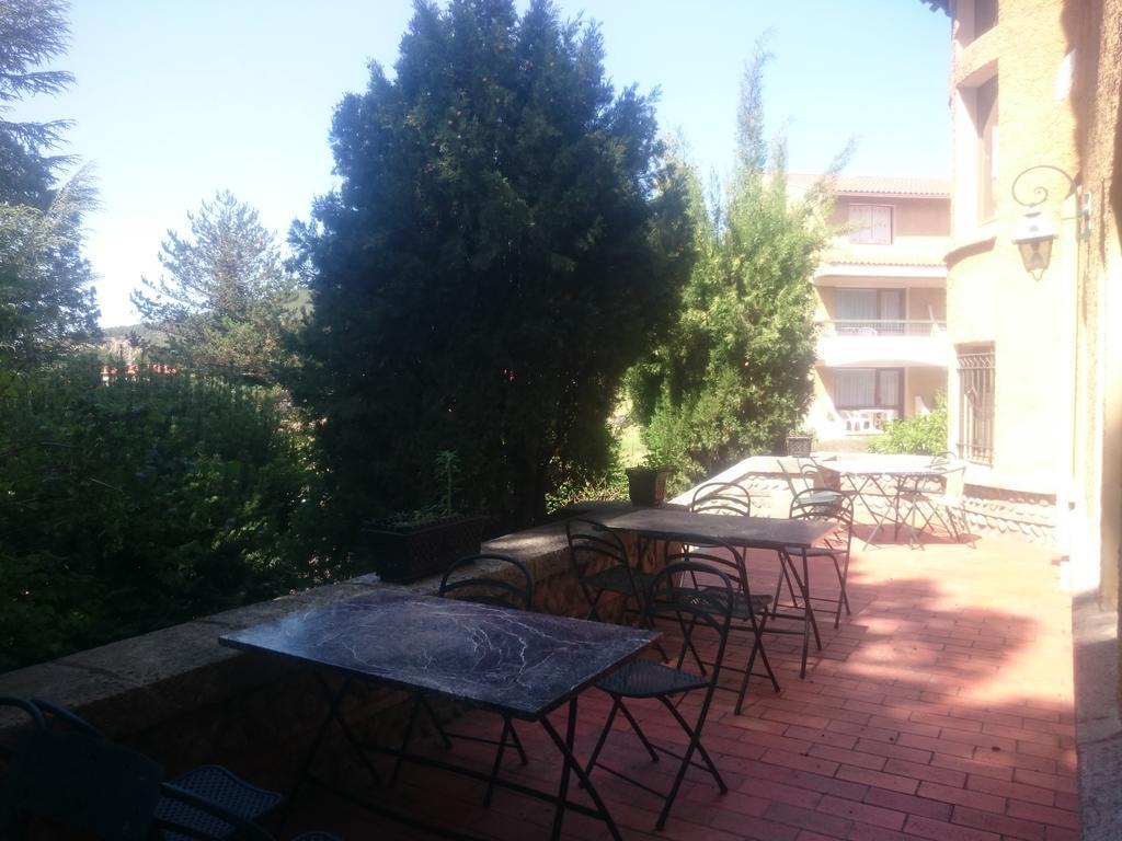 Hotel Le Mas Fleuri Vernet-les-Bains Esterno foto