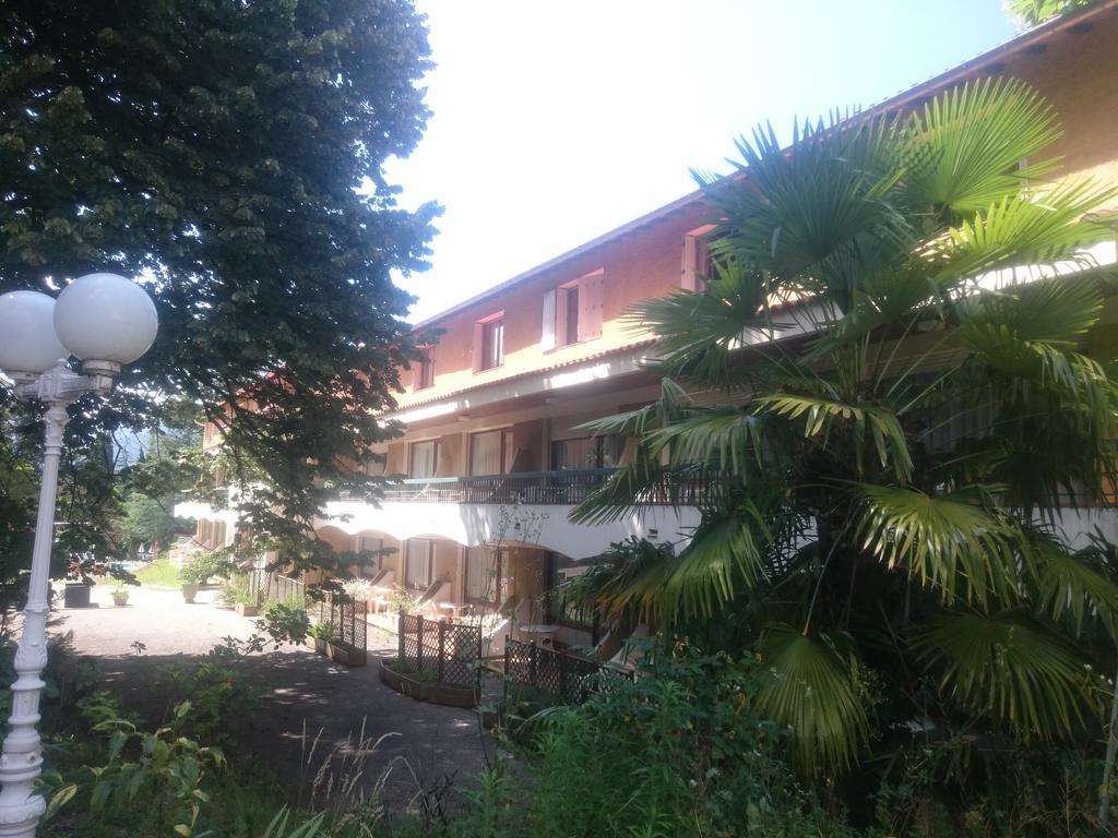 Hotel Le Mas Fleuri Vernet-les-Bains Esterno foto