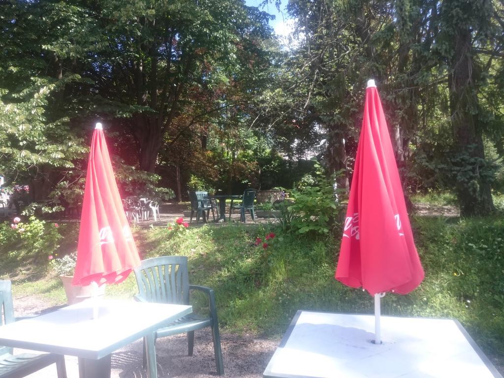 Hotel Le Mas Fleuri Vernet-les-Bains Esterno foto