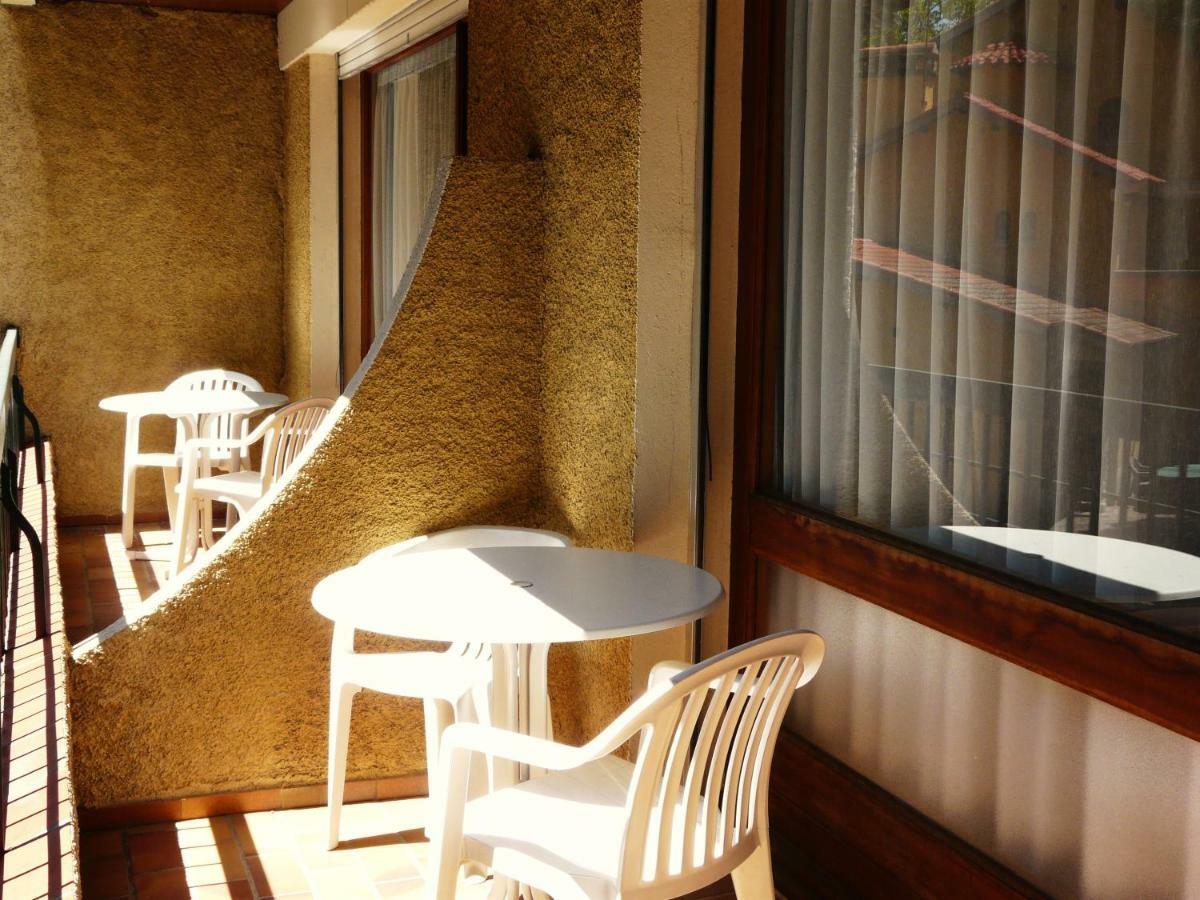 Hotel Le Mas Fleuri Vernet-les-Bains Esterno foto